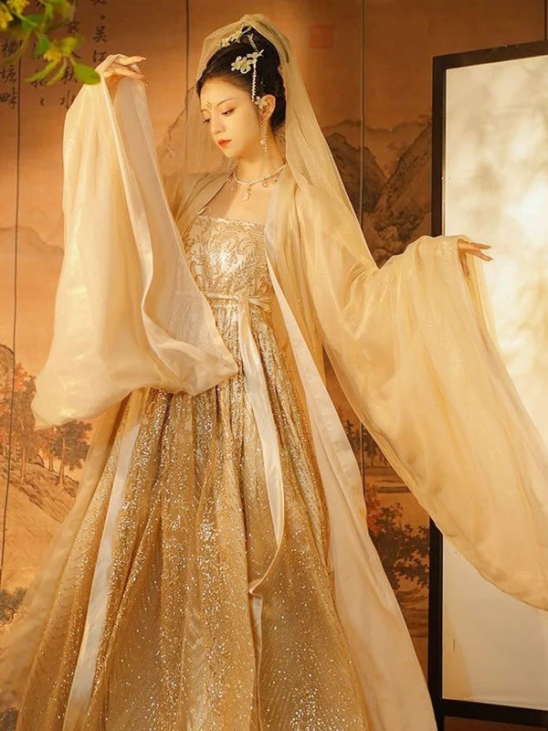 top womens gold hanfu that make you shine