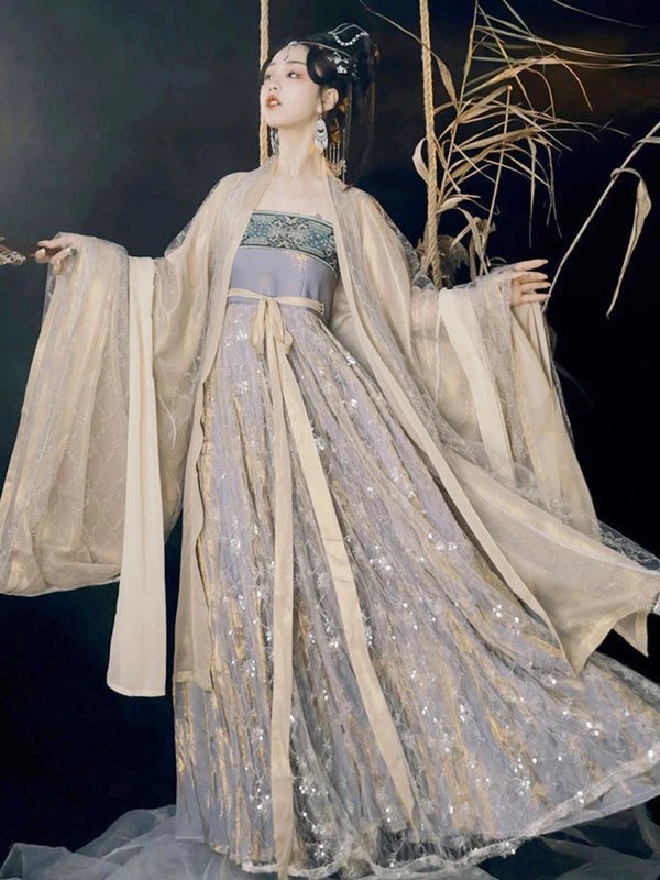 top womens gold hanfu that make you shine