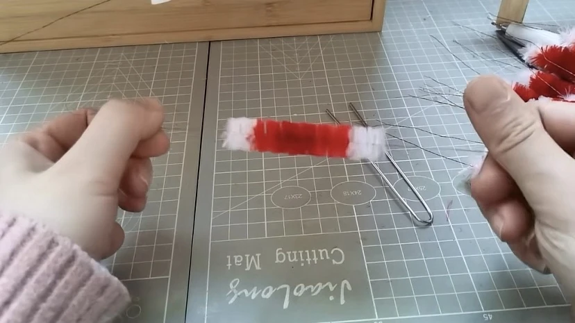 Hanfu Accessory: Ronghua History and Basic DIY Steps