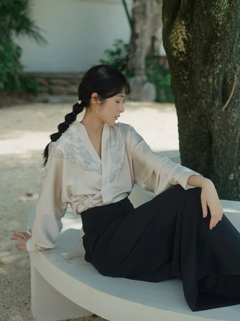 3 Hanfu Items to Match Your Autumn Fashion 18
