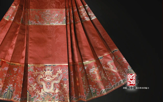 4 Kinds of Common Hanfu Fabric Process