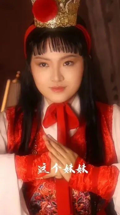 Post-90s Blogger’s Perfect Replica of the Dream of the Red Chamber Makeup 12