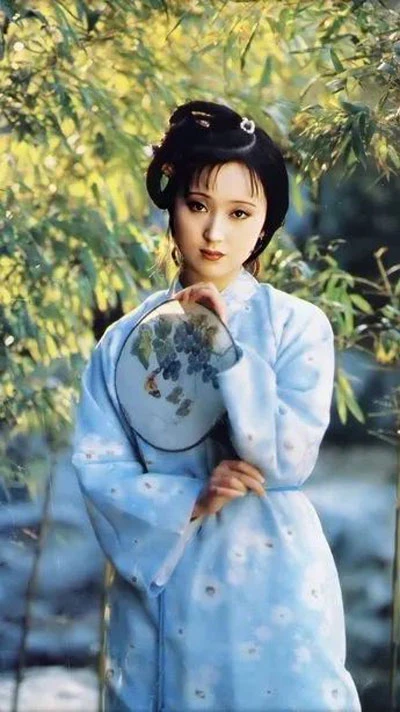 Post-90s Blogger’s Perfect Replica of the Dream of the Red Chamber Makeup 8