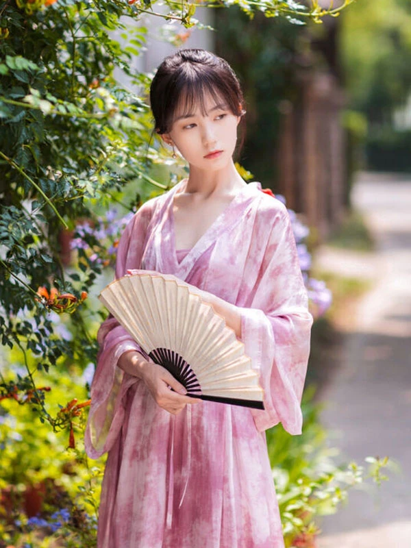 luxury silk hanfu you will always feel elegant