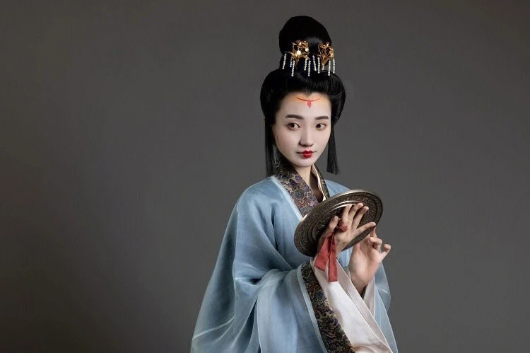 Ling — Community Archive 1363