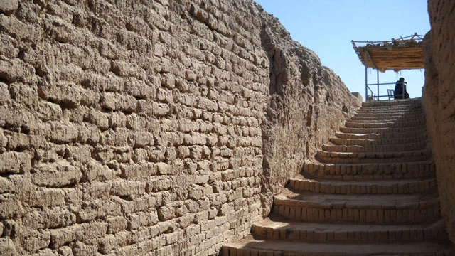 Hanfu Unearthed IV: Tang Dynasty Relics in Astana Cemetery and Shosoin Repository 4