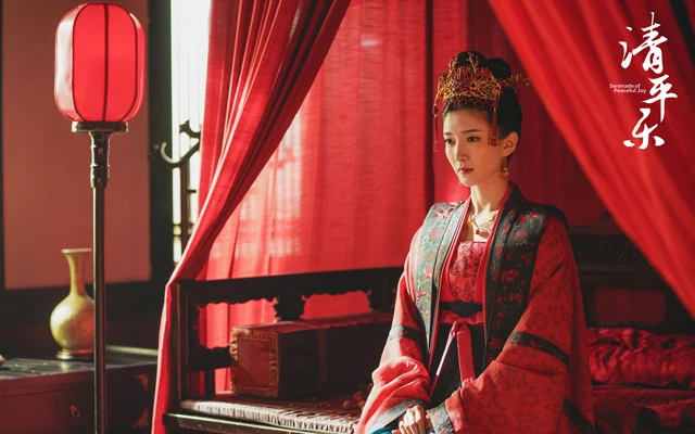 Oriental Romance - the Evolution of Traditional Chinese Wedding Dresses 15