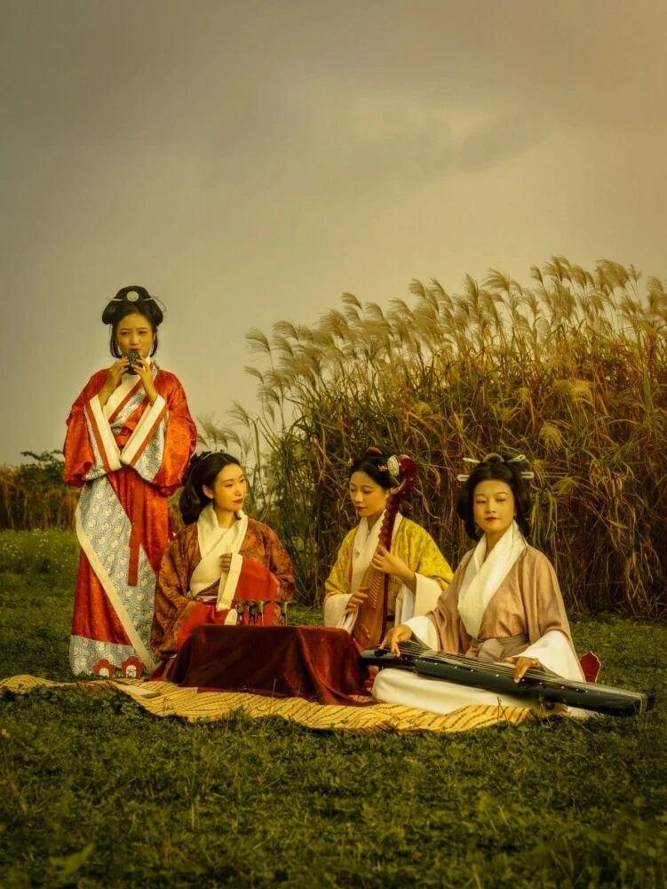 Ling — Community Archive 1476