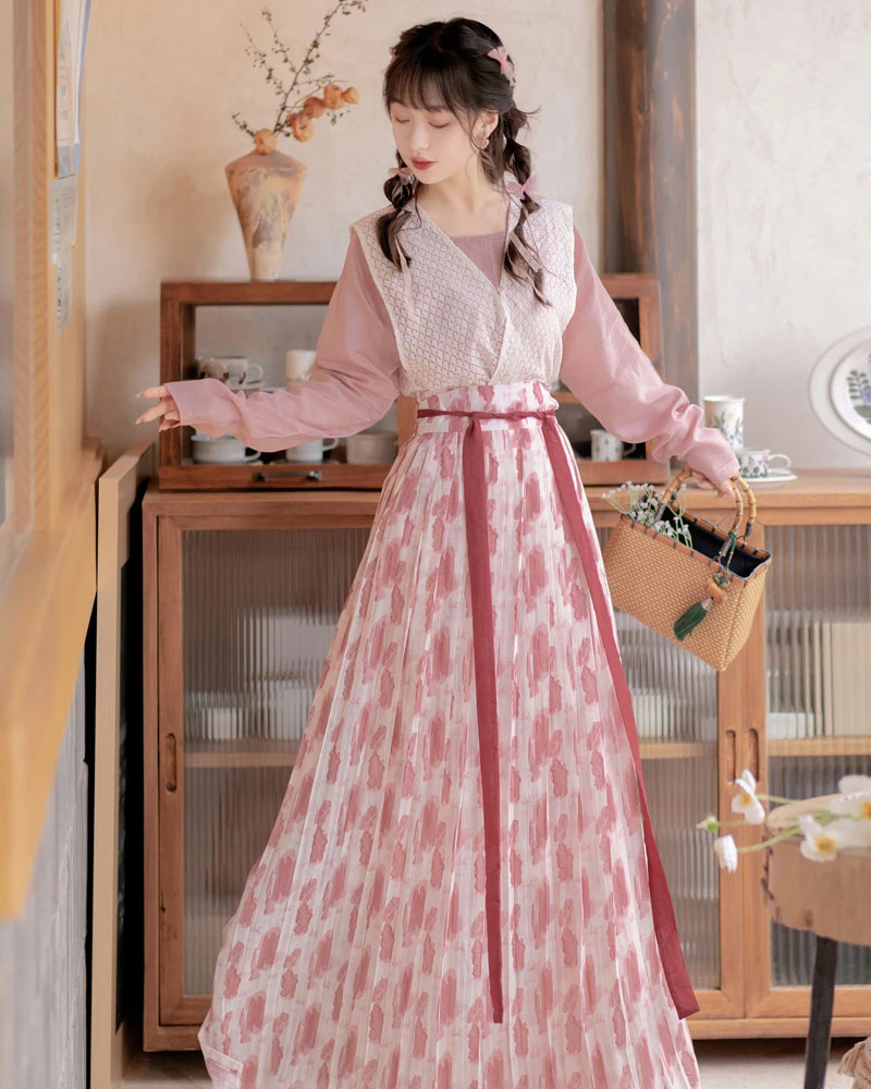 berry cream casual pink hanfu