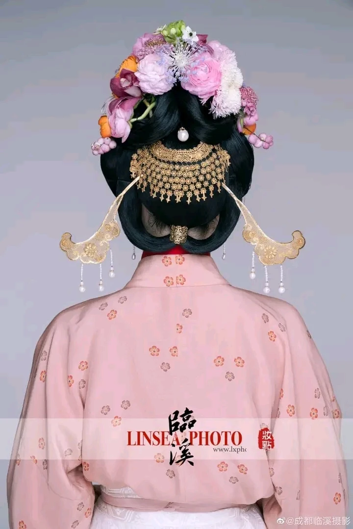 Dinda丁达 — Community Archive 220