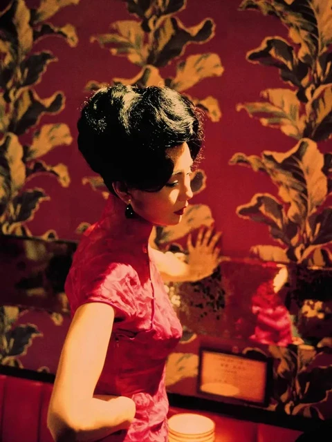 Unveiling the Beauty and History of the Iconic Qipao Dress