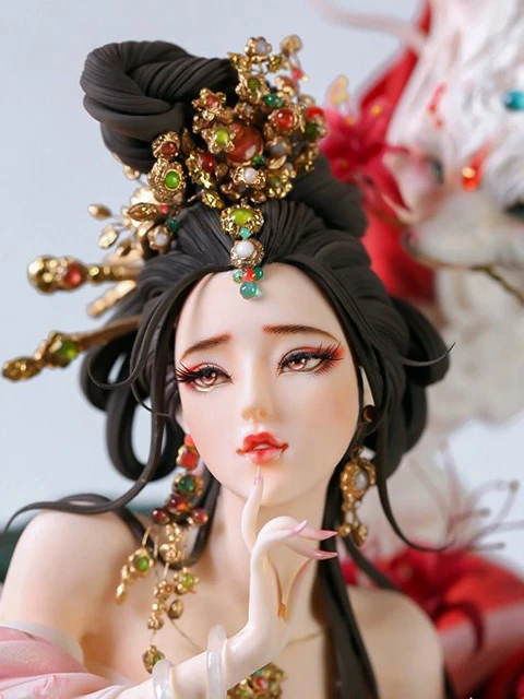 Creative Combination - Chinese Ancient Beauty and Hanfu in Fondant Cakes