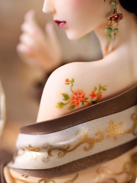 Creative Combination - Chinese Ancient Beauty and Hanfu in Fondant Cakes