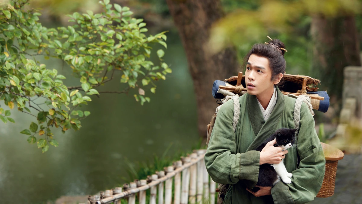 Exploring the Ming Dynasty Hanfu Featured in the Drama Under the Microscope