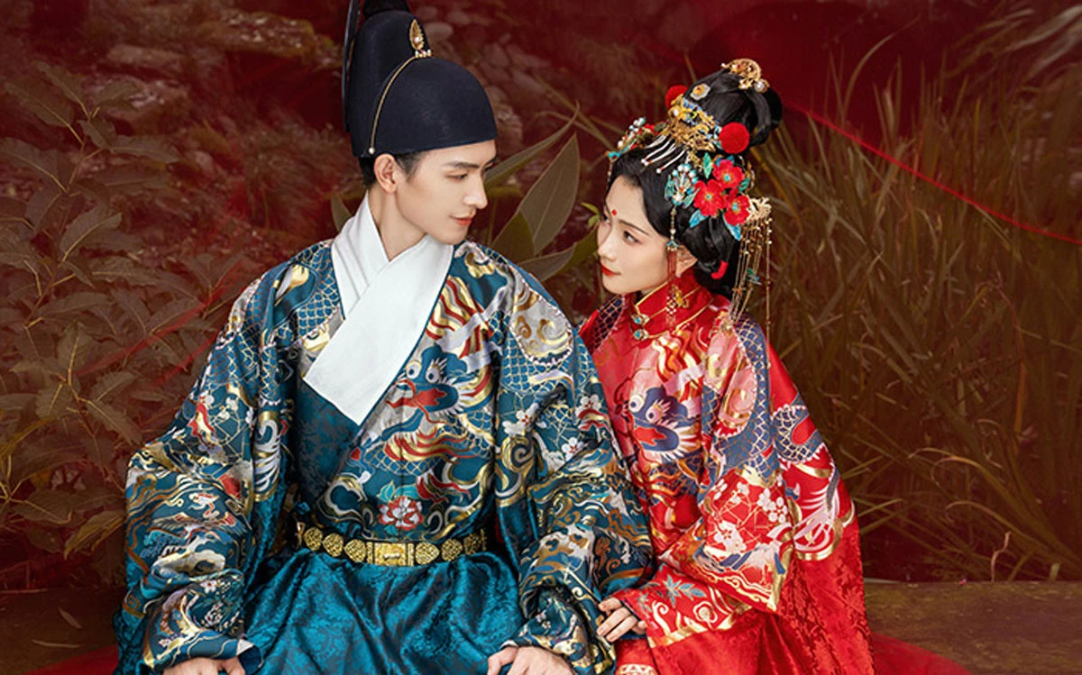 Exploring the Vibrant Palette of Ancient China: Hanfu Color Scheme 139