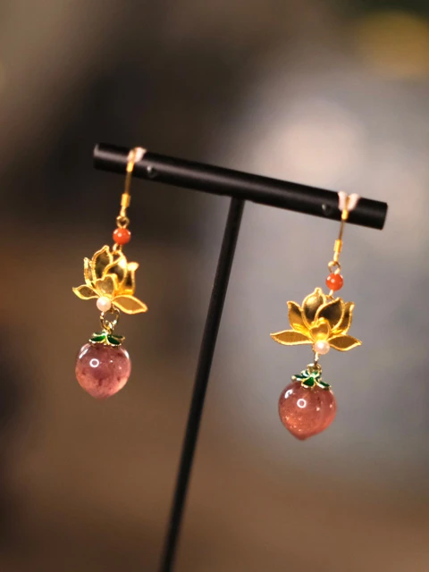 The Art of Filigree Inlay: A Revival Among Young People