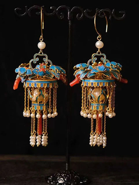 The Art of Filigree Inlay: A Revival Among Young People