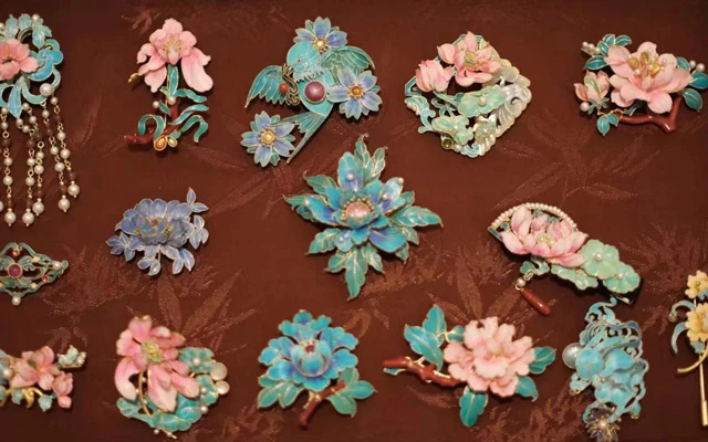The Art of Filigree Inlay: A Revival Among Young People