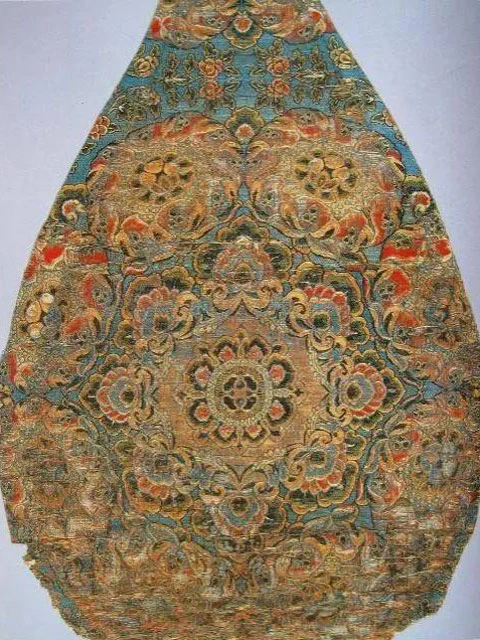 The Blossoming Beauty of Tang Dynasty Costume Fabrics: A Study of Floral Motifs