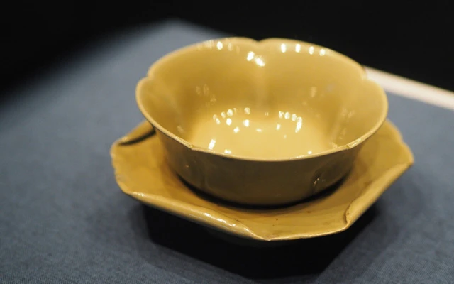 The Evolution of Chinese Tea Sets: Tracing the History and Culture of Tea in China
