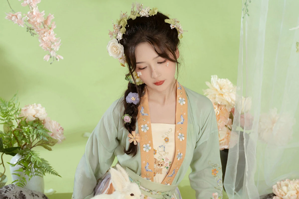 embracing the natural world with green hanfu