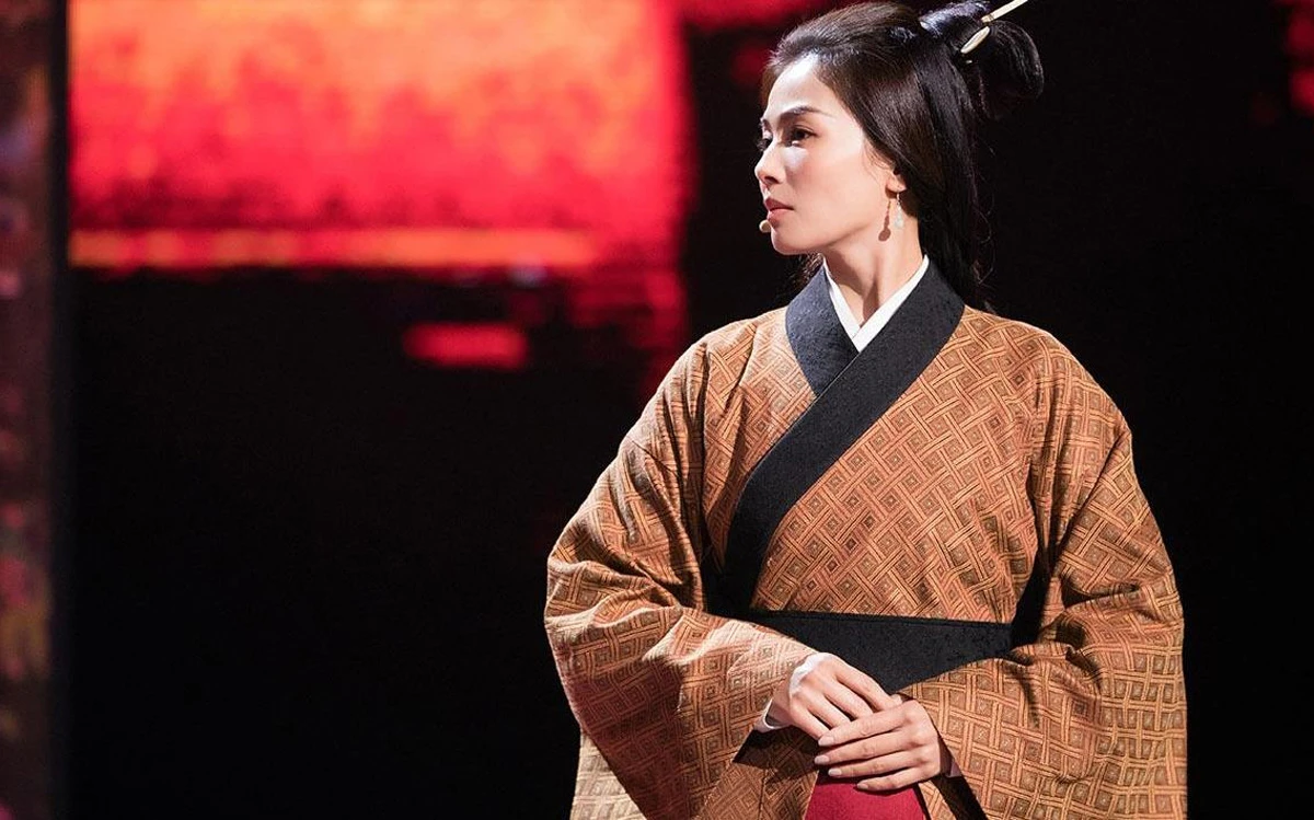 A Glimpse into the Traditional Dress and Makeup of Shang Dynasty China 139