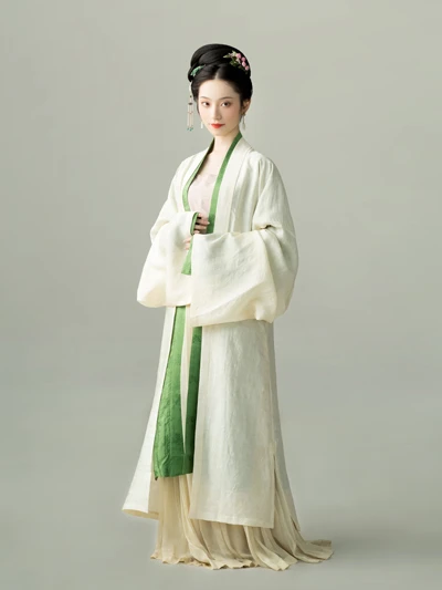 Rediscovering the Beauty of Song Dynasty Hanfu Matching