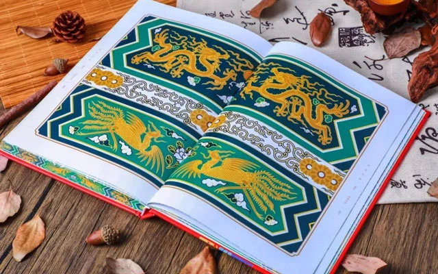Traditional Motifs of the Imperial Palace: Symbolism and Significance Behind Its Artistic Designs