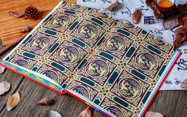 Traditional Motifs of the Imperial Palace: Symbolism and Significance Behind Its Artistic Designs