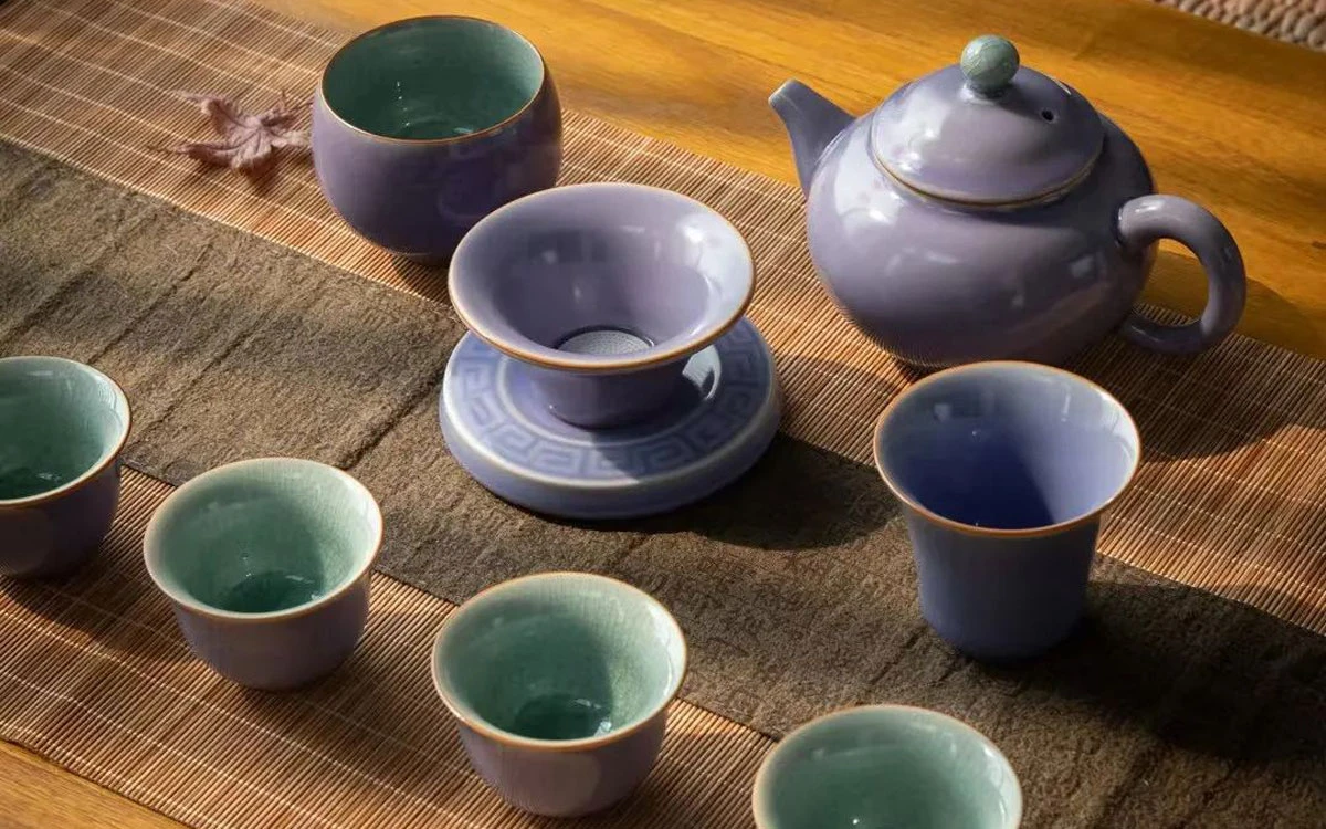 Unveiling the Subtle Harmony of Traditional Chinese Colors and Ru Porcelain