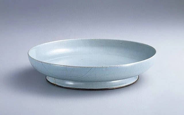 Unveiling the Subtle Harmony of Traditional Chinese Colors and Ru Porcelain