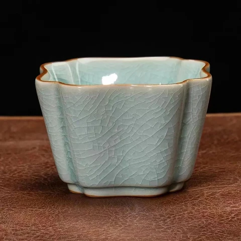 Unveiling the Subtle Harmony of Traditional Chinese Colors and Ru Porcelain
