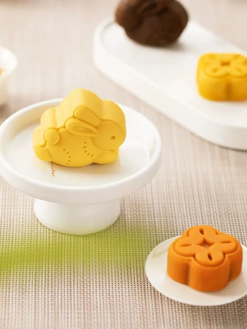 A Taste of Culture: Indulge in the Unique Mid-Autumn Mooncakes Crafted by Major China's Museums