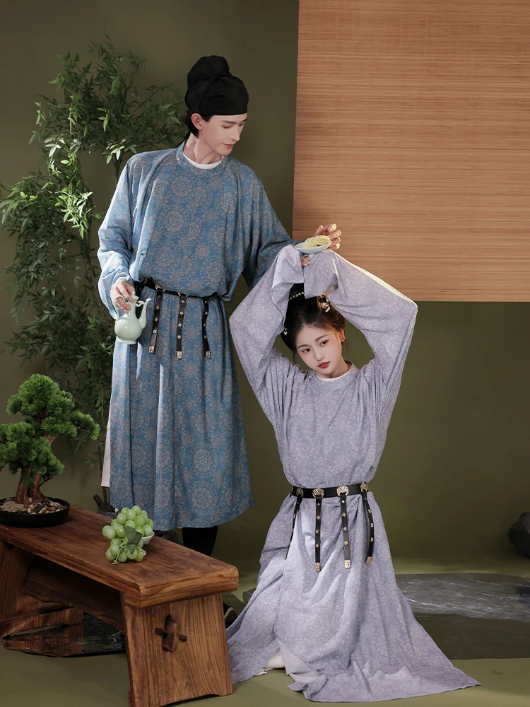 Tang Dynasty Round Neck Robe Couple's Daily Hanfu Dress