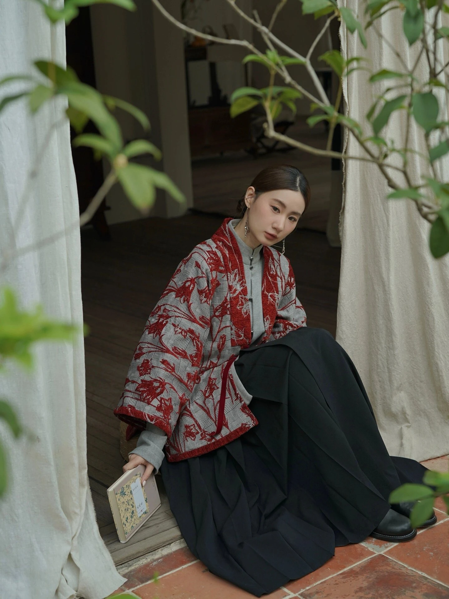 Elizabeth — Community Archive 201
