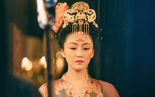 Exploring the Historical Context and Makeup Trends of Huadian in Cdramas