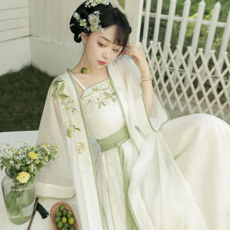 Summer-Ladies-Elegant-Hanfu-Daily-Style-Song-Dynasty-Dress-1 Summer Ladies Elegant Hanfu Daily Style Song Dynasty Dress