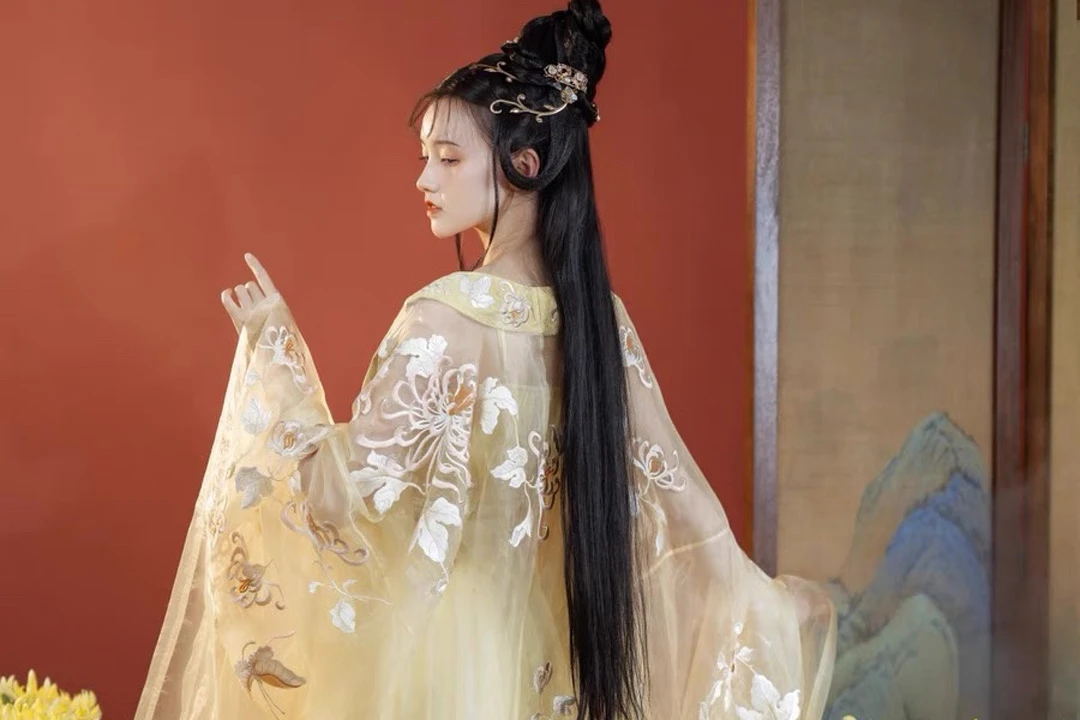 Warm and Bright Yellow Hanfu Dress