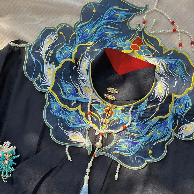 Cloud Shoulder Ming Style Embroidery Peacock Handmade Hanfu Yunjian Accessories
