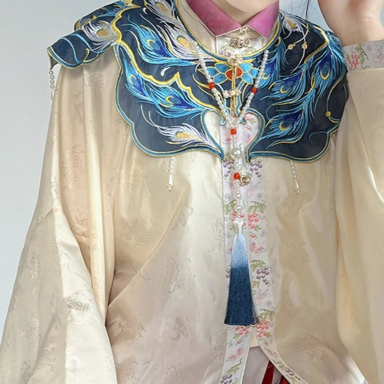 Cloud Shoulder Ming Style Embroidery Peacock Handmade Hanfu Yunjian Accessories