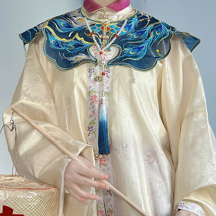 Cloud Shoulder Ming Style Embroidery Peacock Handmade Hanfu Yunjian Accessories