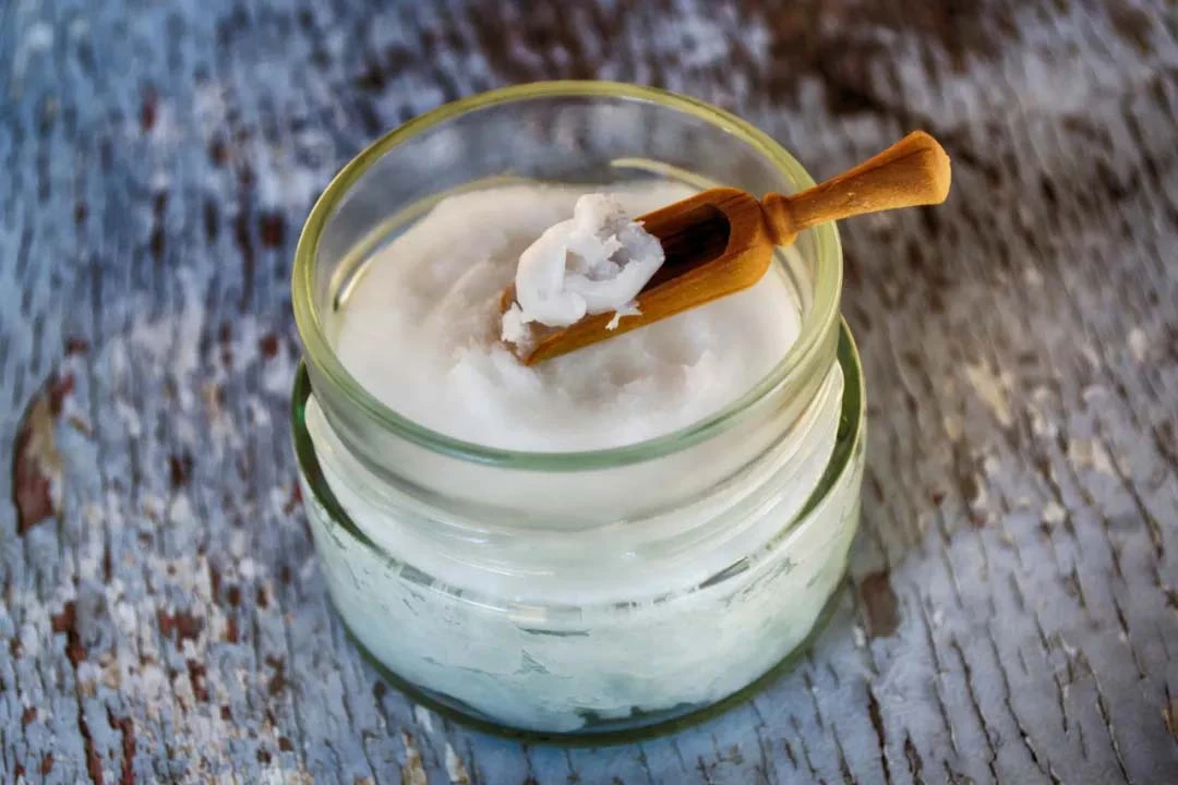 The Debate Over Pork Lard: Culinary Charm or Health Concern?