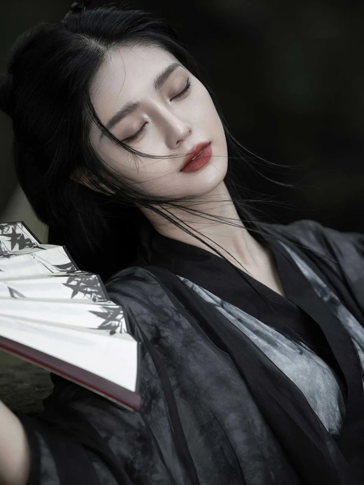 Weijin Wuxia Costume Hanfu Robe Performance Dress
