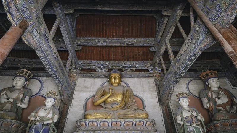 The Compassionate Eyes of Shanxi Shanhua Temple