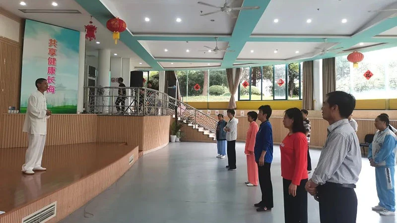 Tai Chi Connects Community for Health and Harmony