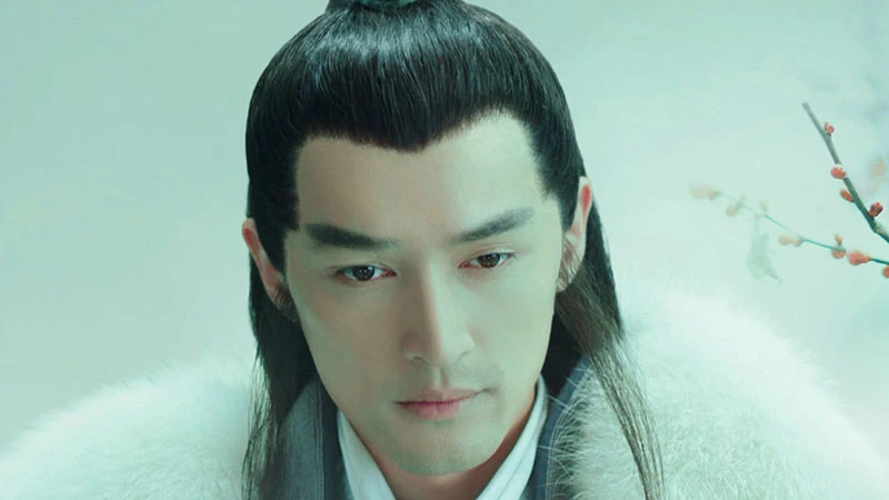 The Cloak: Style vs. Practicality in Historical and Modern Dramas