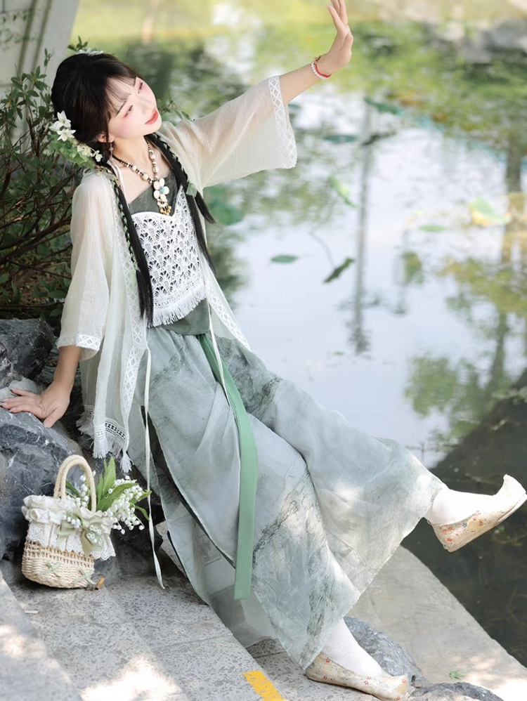 Spring Song Dynasty Ladies Hanfu Daily Casual Lantern Pants Set