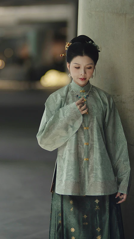 The Hanfu Boom: A Guide to Leading Brands
