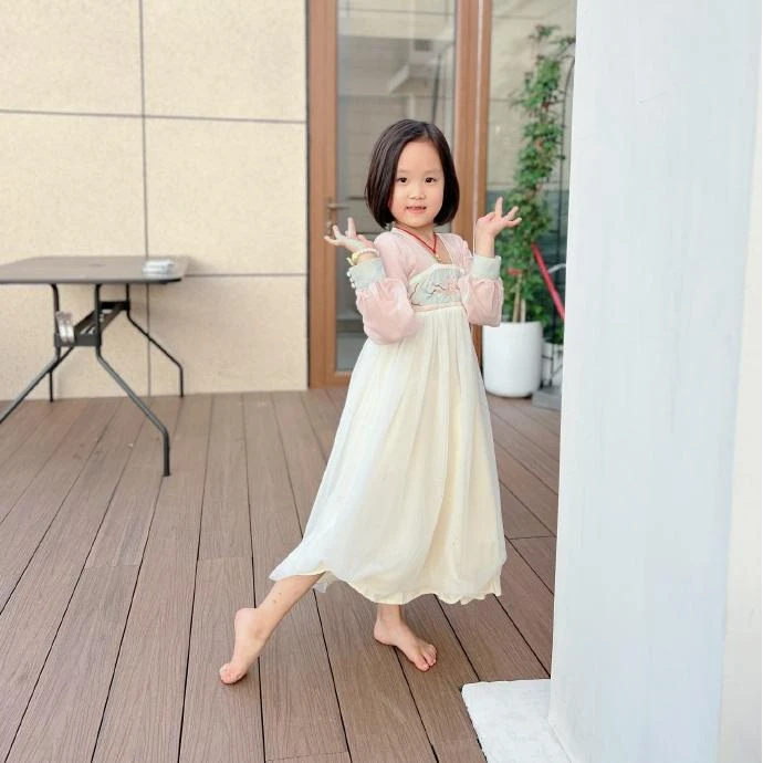 Best Hanfu Gift for My Daughter 14
