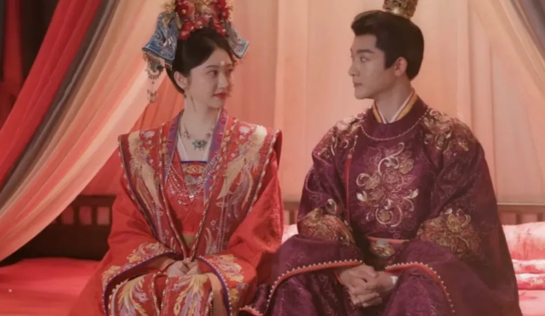 Jing Tian's Song Costume Headdress 9